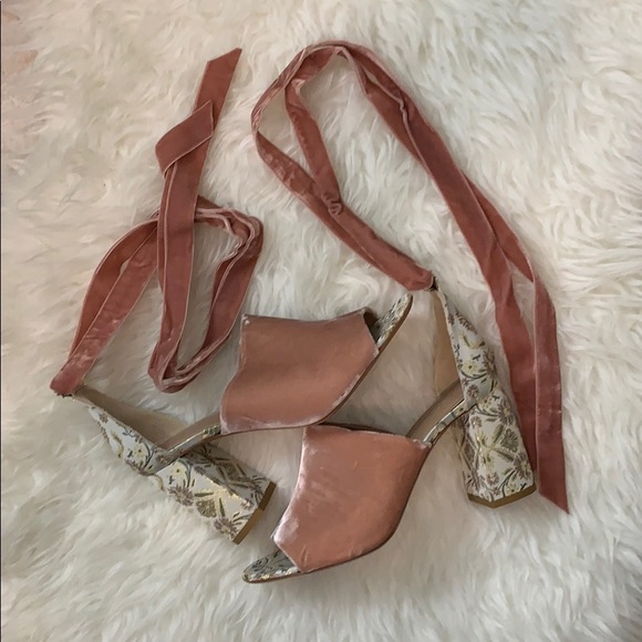 Lewit Shoes - Lewit Heeled Sandals